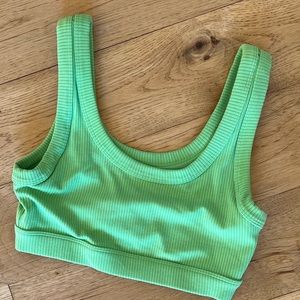 Alo wellness sports bra, green apple, size small